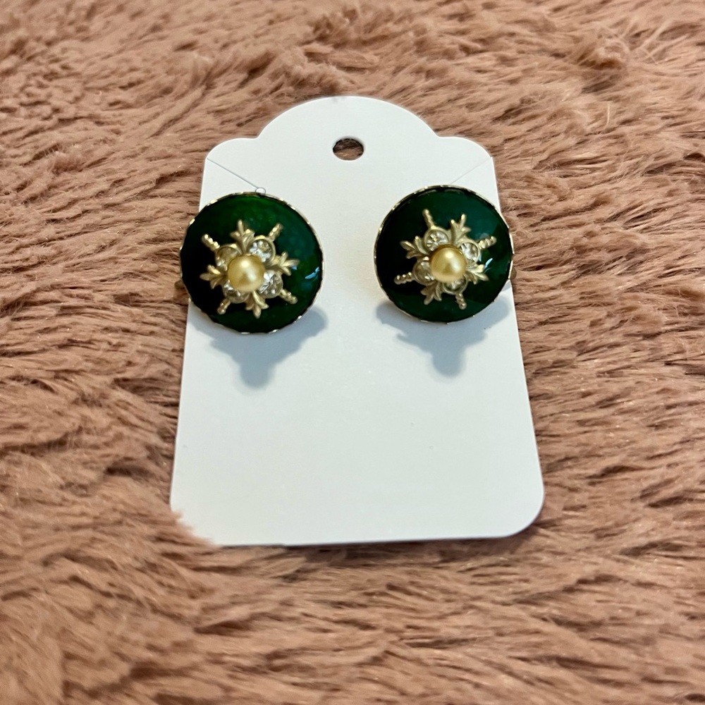 Coro Green and Gold Screw-Back Earrings